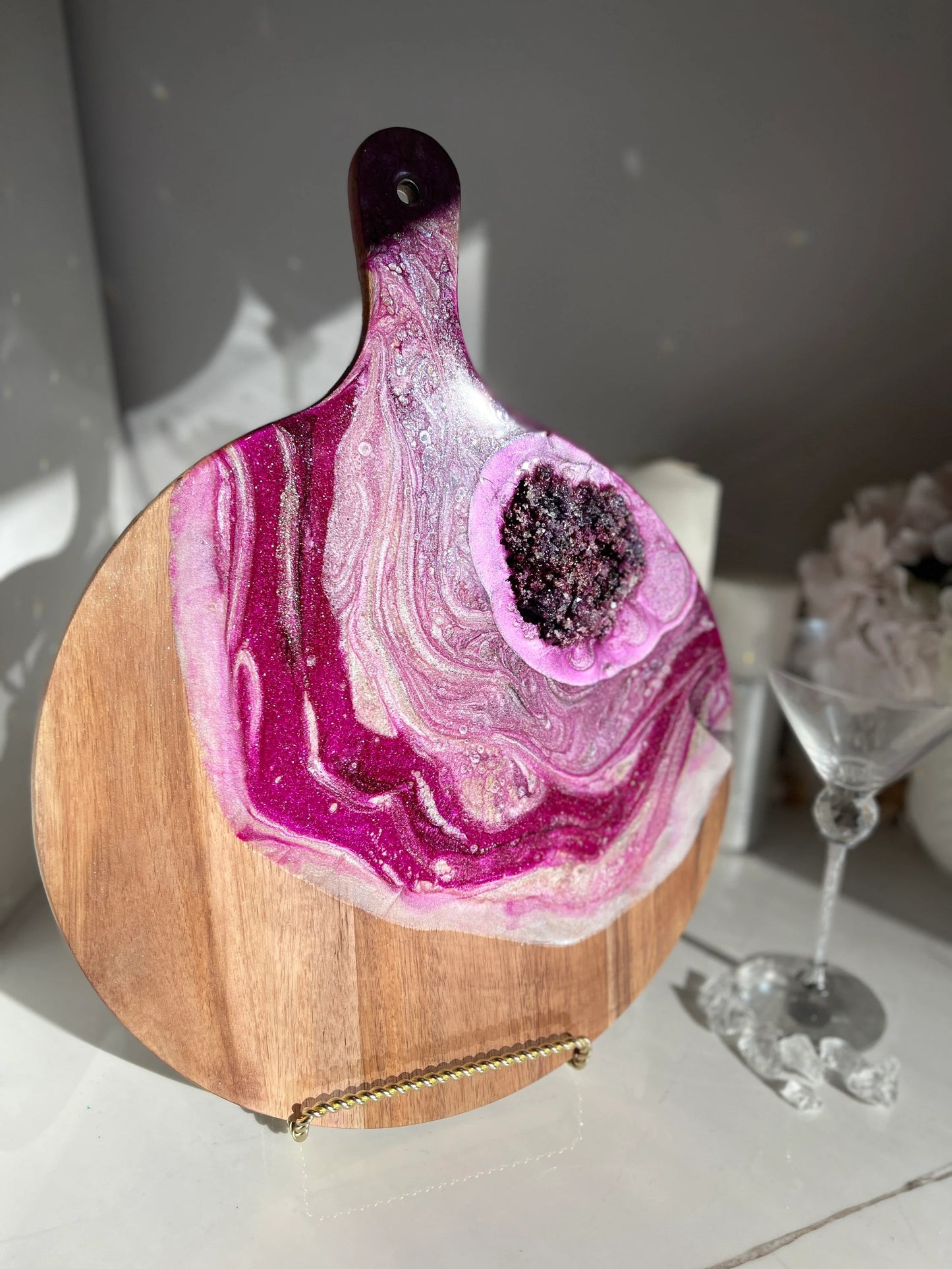 Round Purple and Pink Color Geode Marble Design Cheeseboard