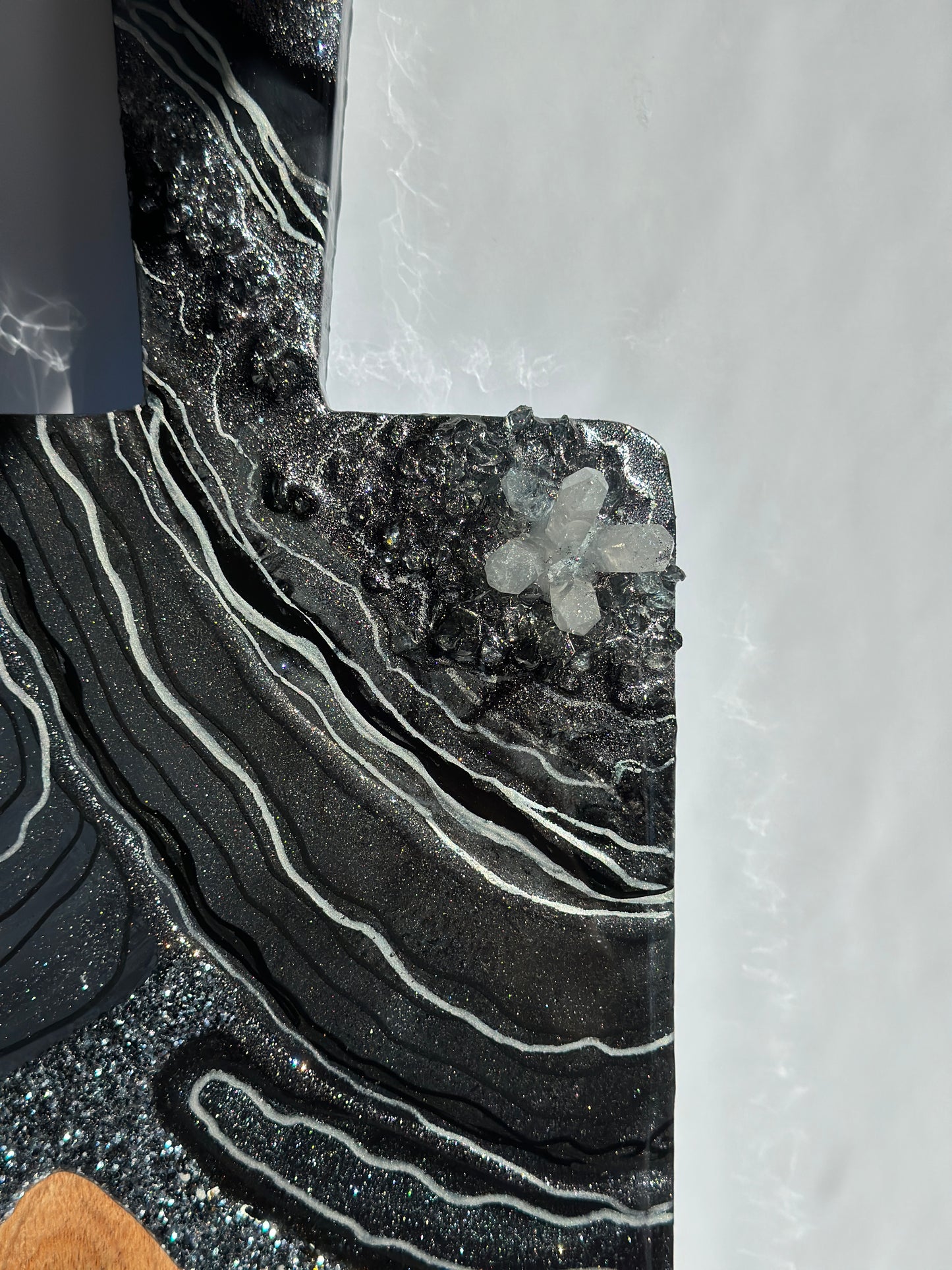 Deep Sliver and Black Color Geode Design Cheeseboard