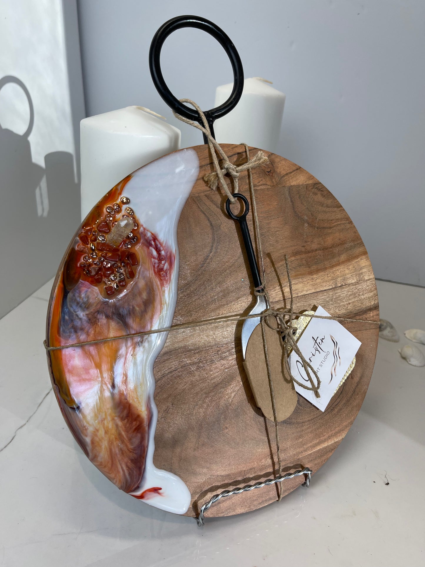 Round Black Handle Cheeseboard