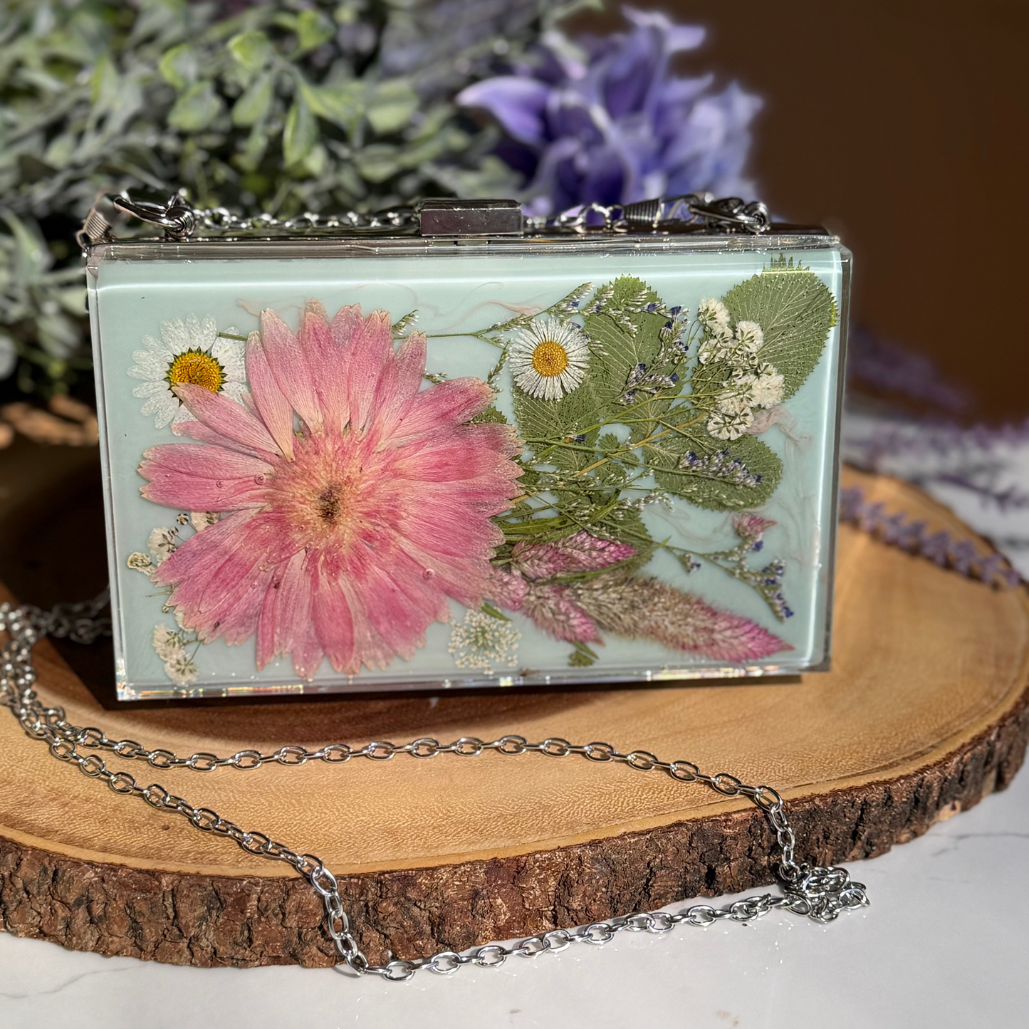 Real Flower Resin Clutch Bag – Acrylic Clear Evening Purse with Chain Strap for Women