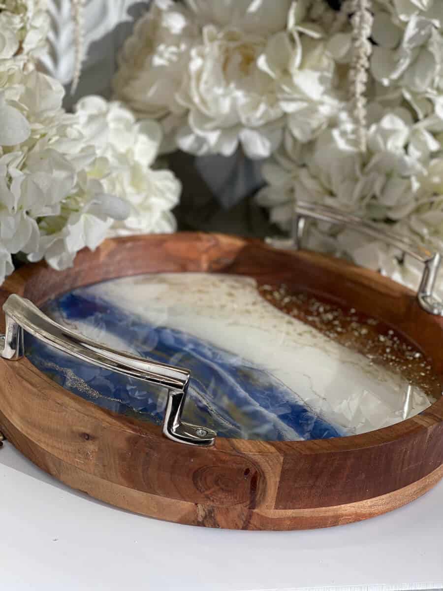 Beautiful Blue Round Wooden Tray with Two Matching Coasters