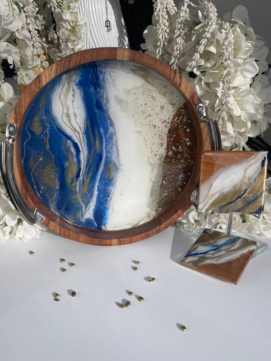 Beautiful Blue Round Wooden Tray with Two Matching Coasters