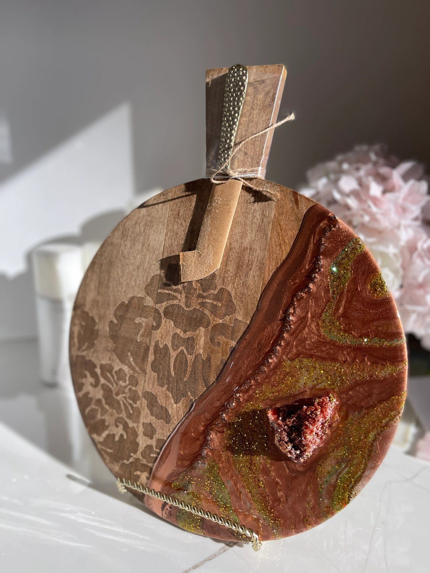 Round Copper Color Geode Design Cheeseboard with Knife