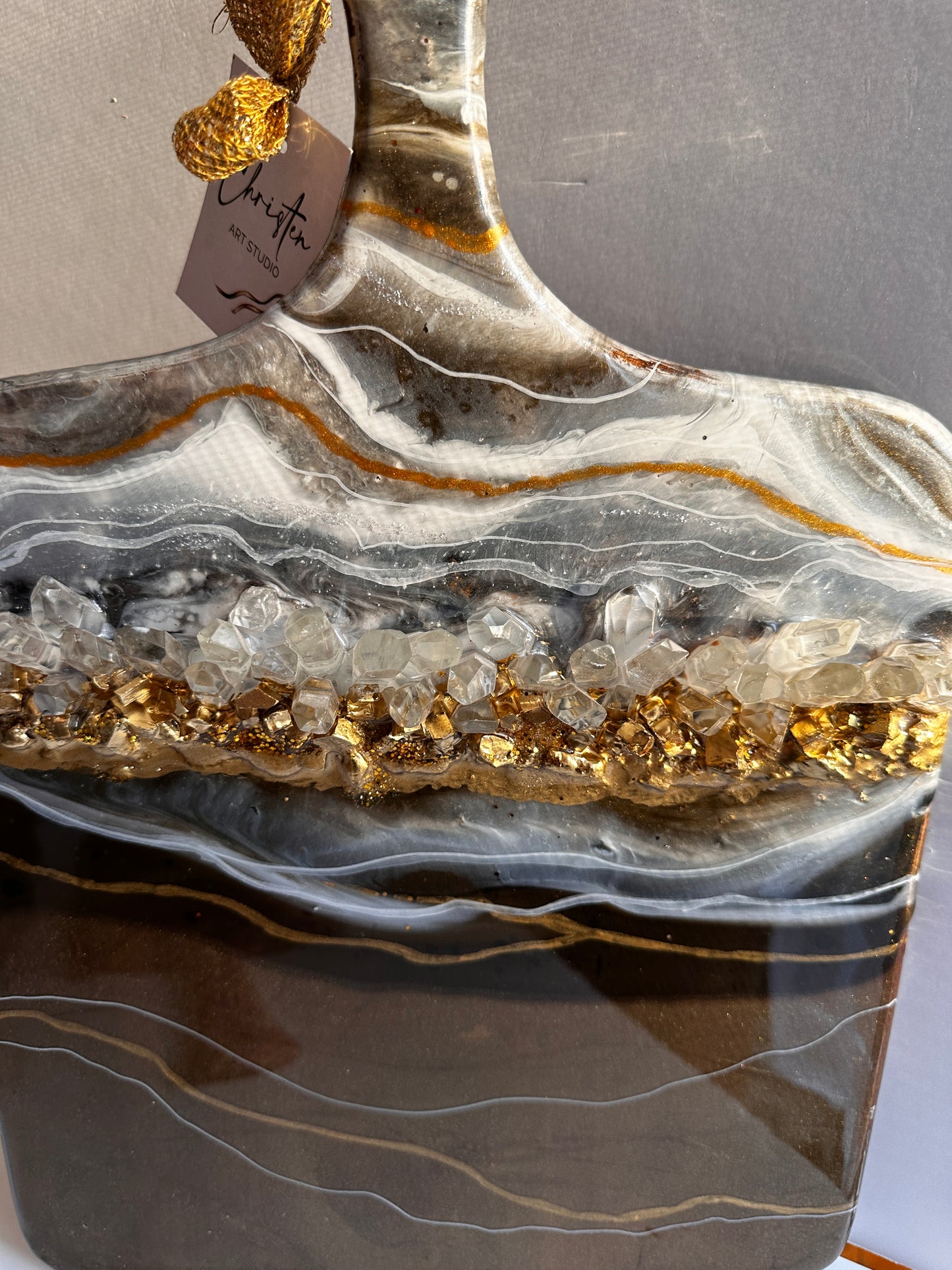 Sliver, Gray & Gold Color Geode Marble Design Cheeseboard