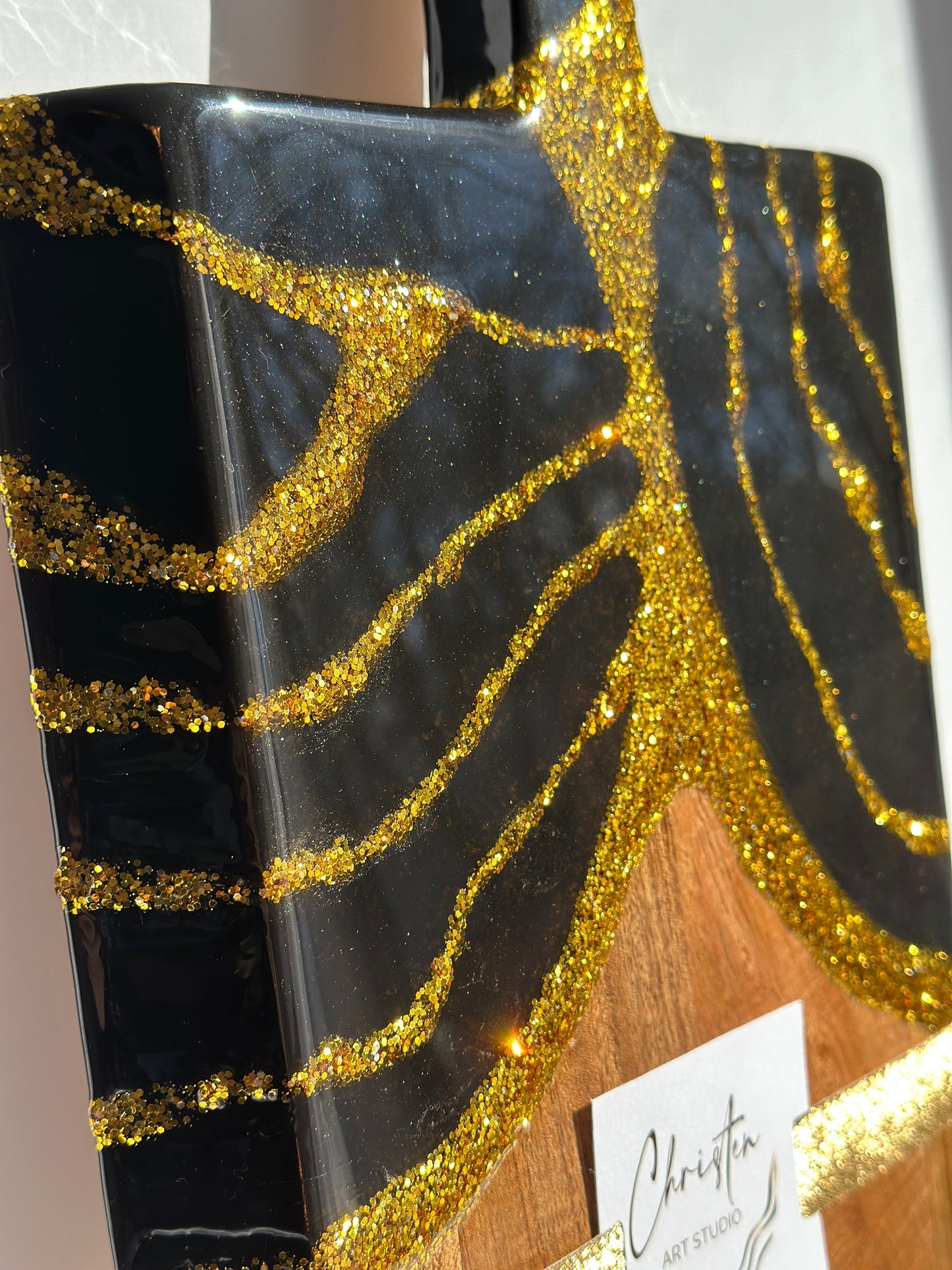 Black and Gold Design Cheeseboard