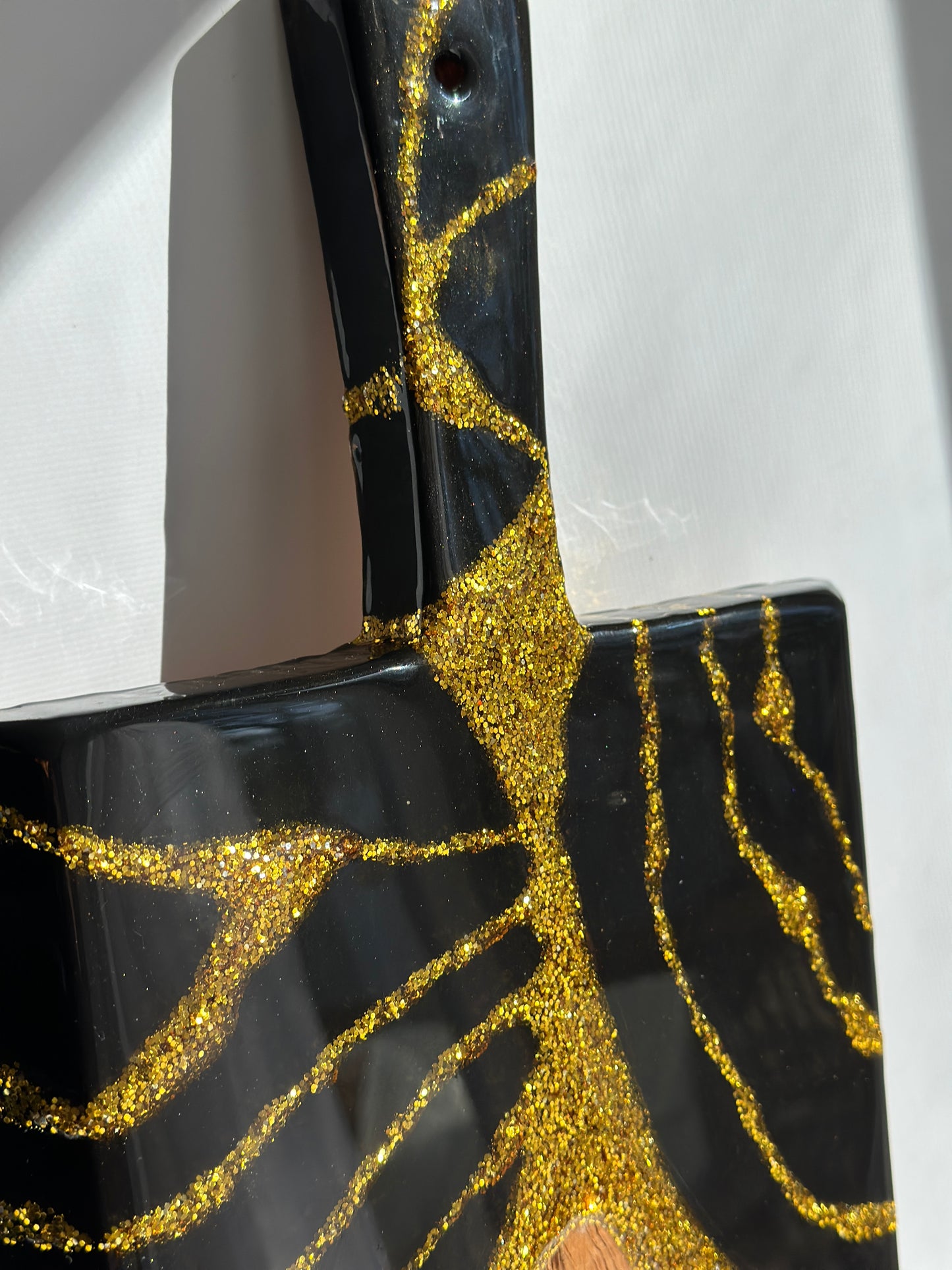 Black and Gold Design Cheeseboard