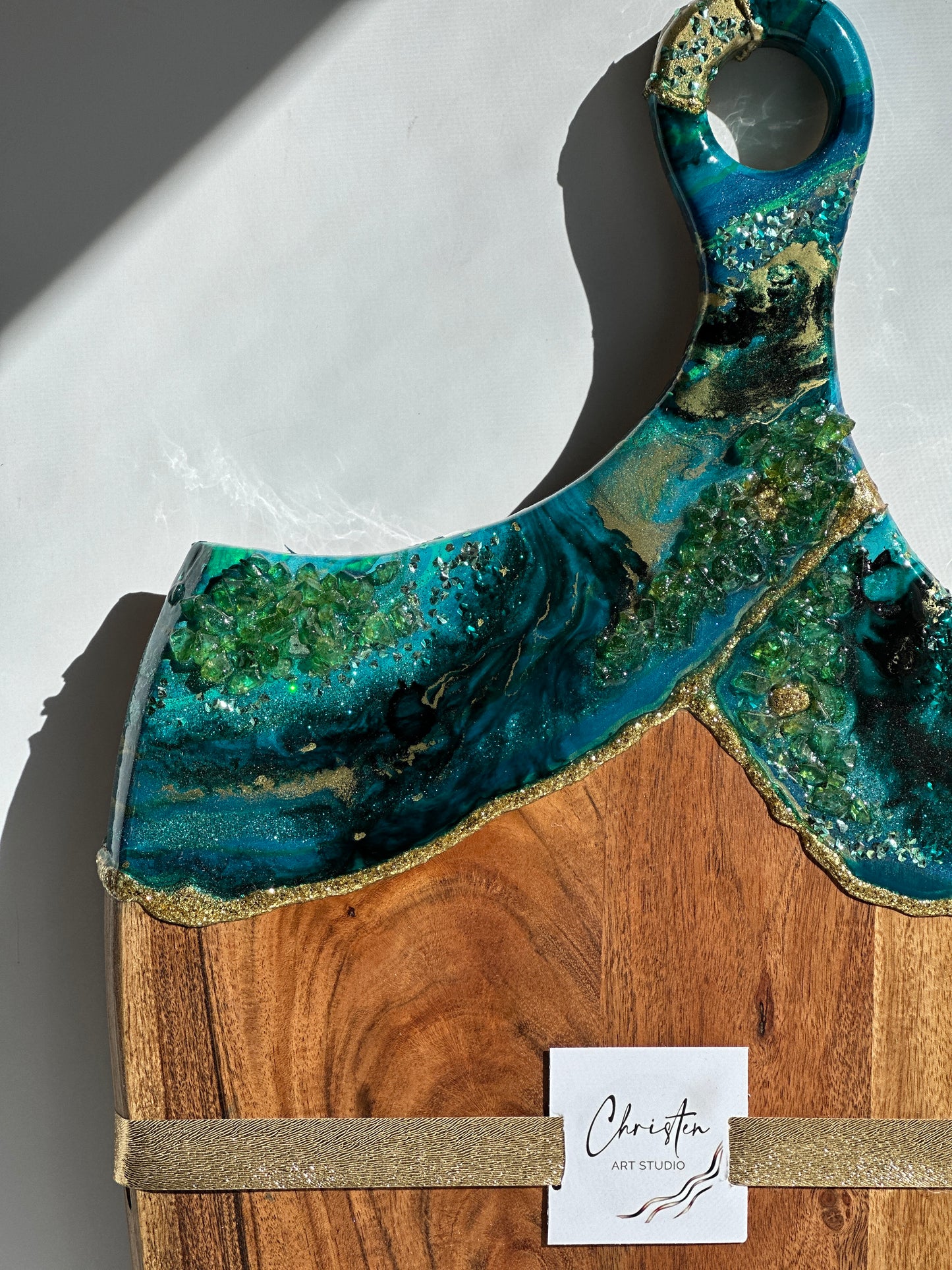 Green and Blue Gold Geode Design Cheeseboard