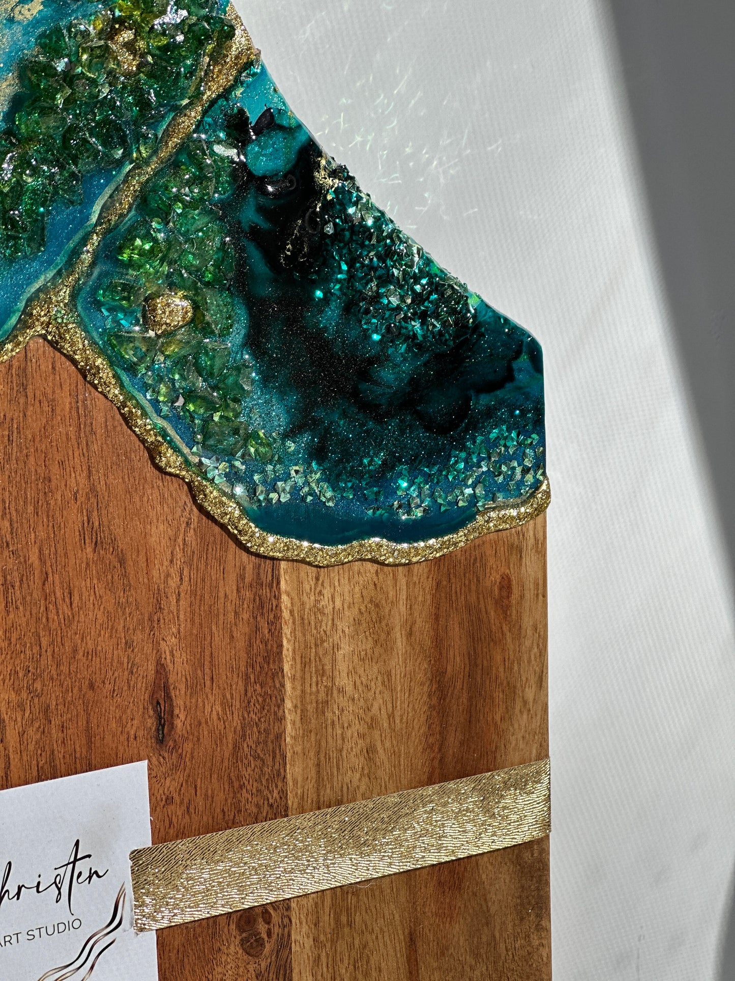 Green and Blue Gold Geode Design Cheeseboard