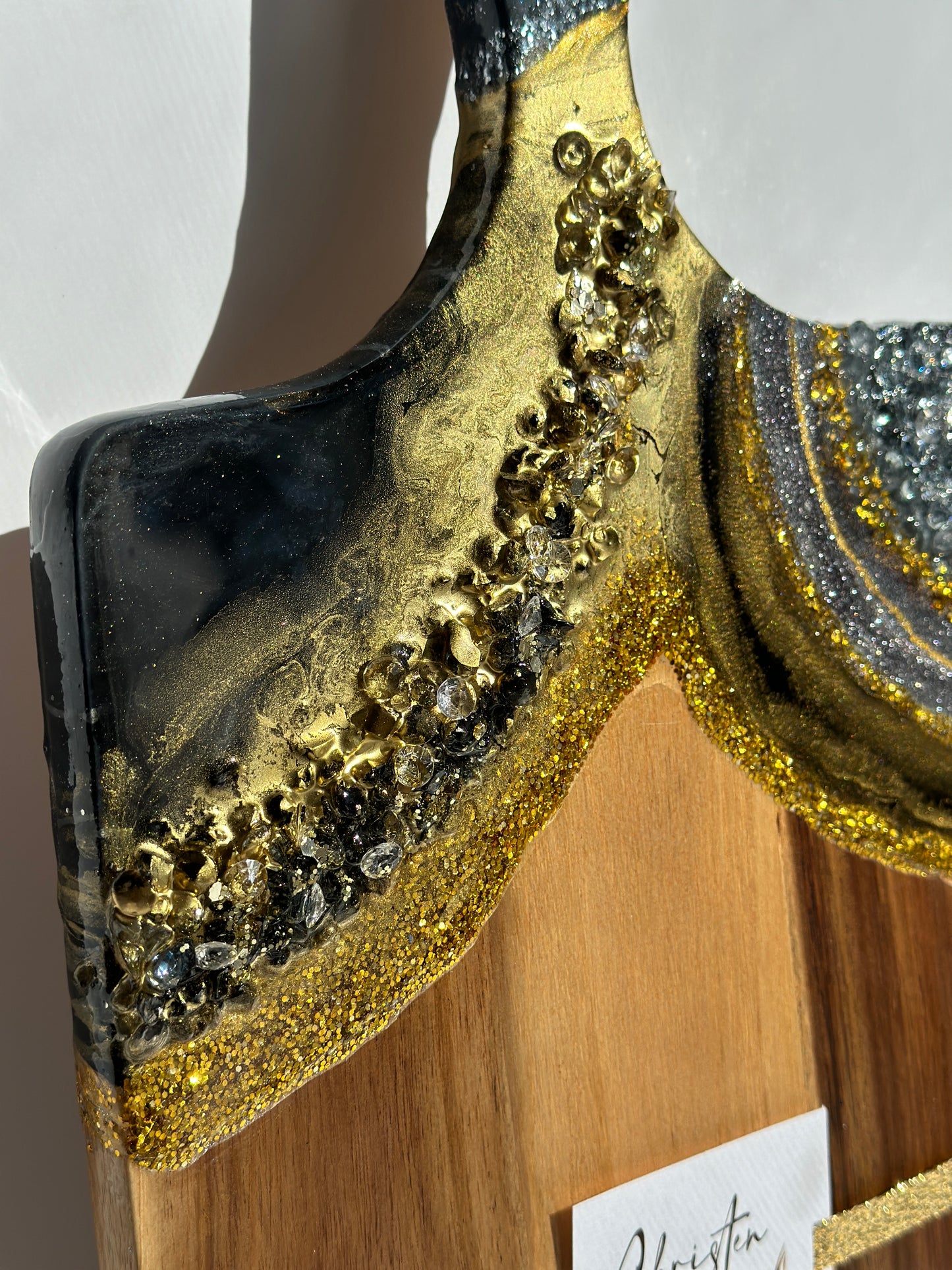 Black and Gold Geode Design Cheeseboard