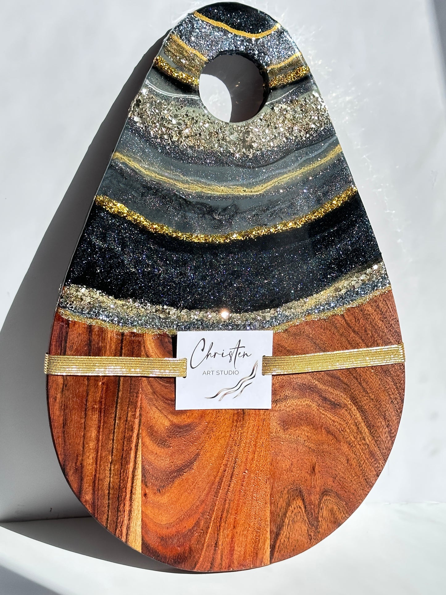 Black and Gold Color Cheeseboard