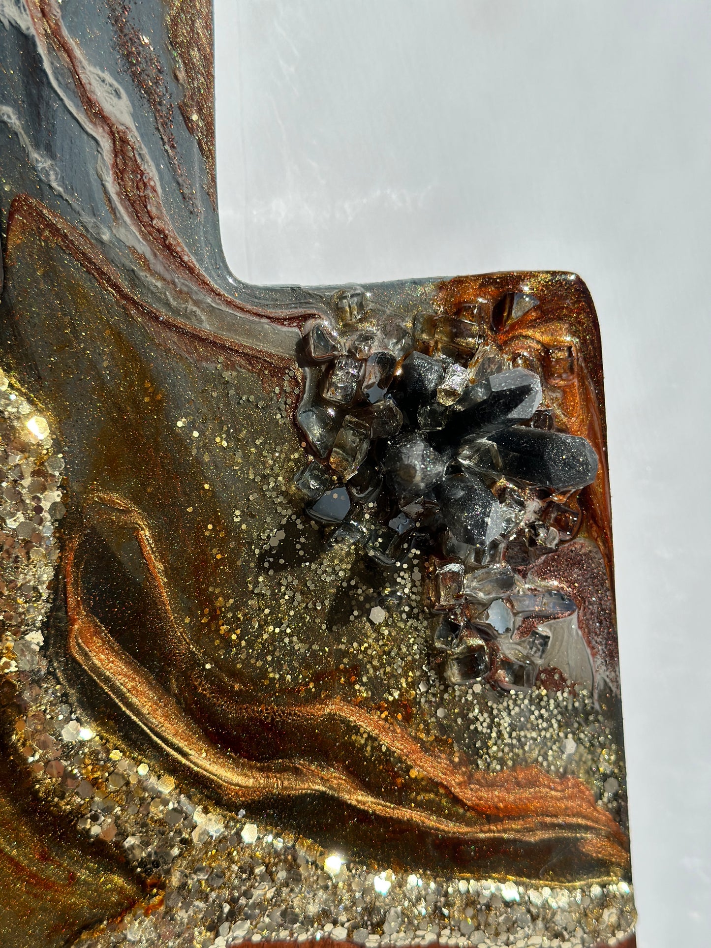 Black , Bronze Geode Design Cheeseboard