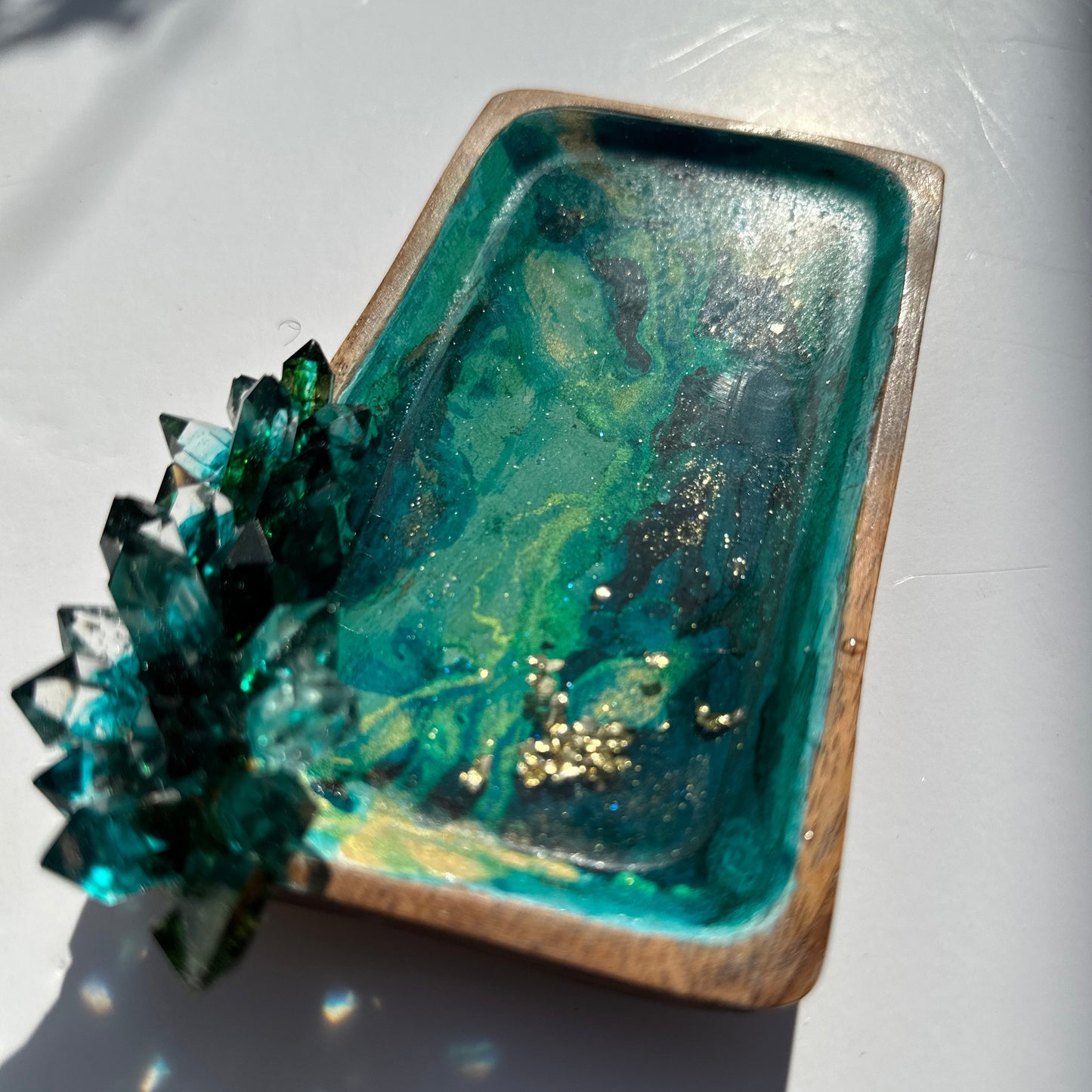 Vibrant Crystal Cluster Trinket Tray